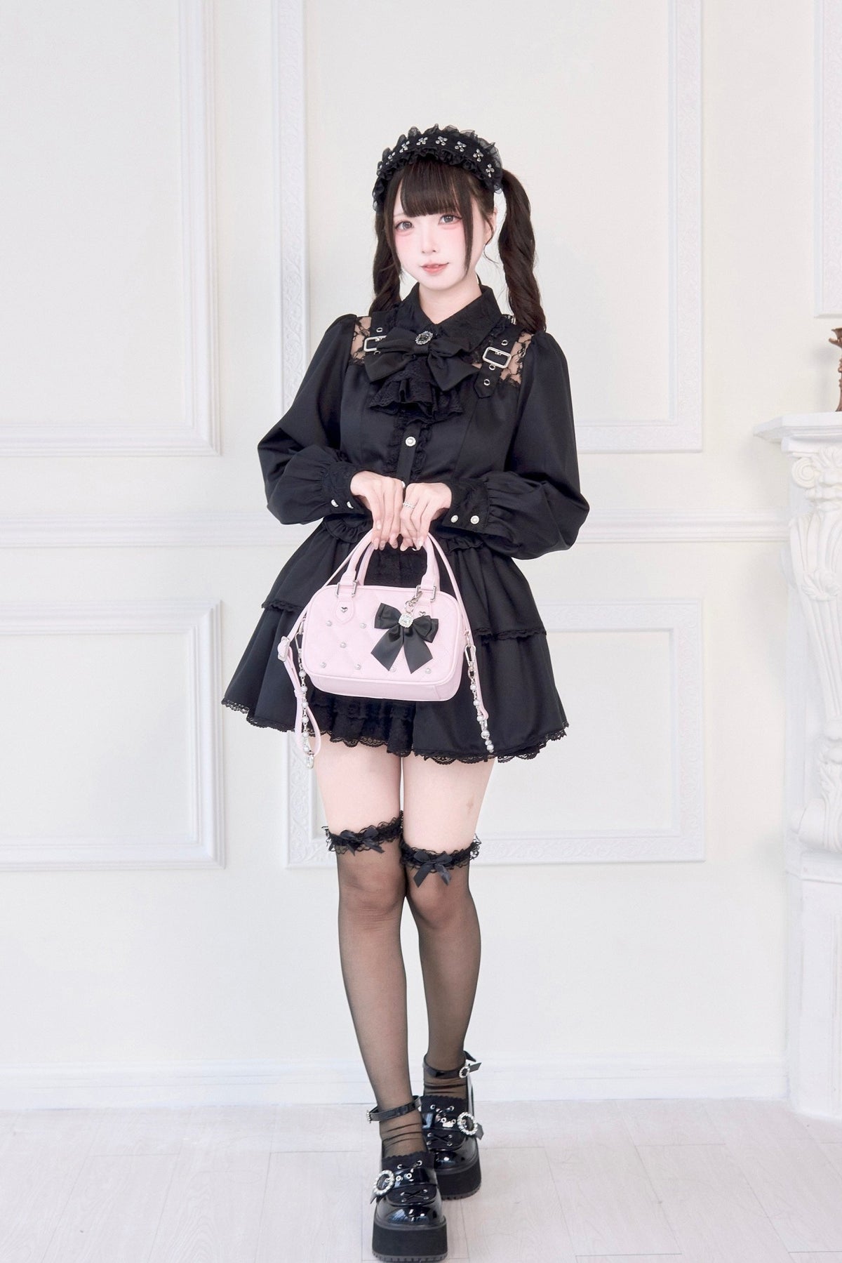 Doll Mass Produced Japanese Style Light Gothic Blouse - LolitaEra