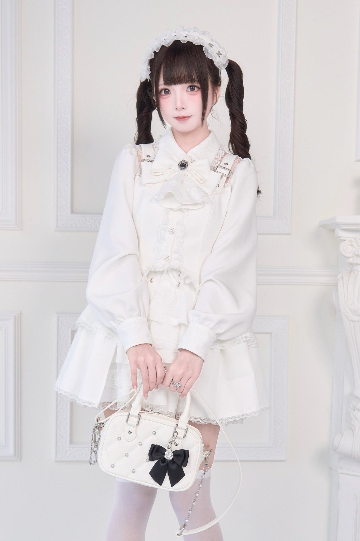 Doll Mass Produced Japanese Style Light Gothic Blouse - LolitaEra