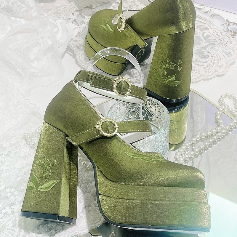 Genuine elegant small design Mary Jane shoes platform with butterfly heels, (Physicals)