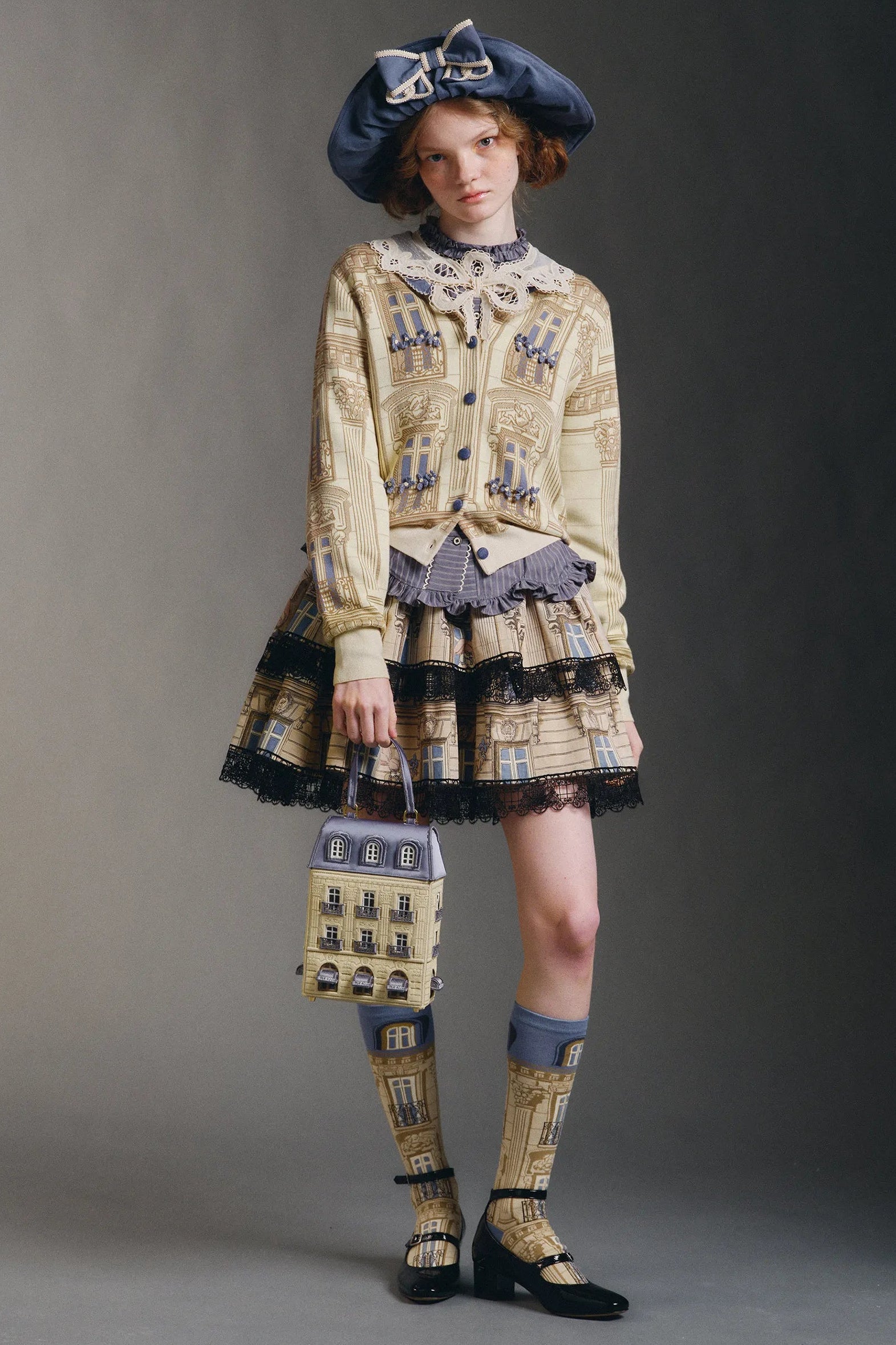 Huandian Original Design French Architectural Balcony Lace Print Short Skirt