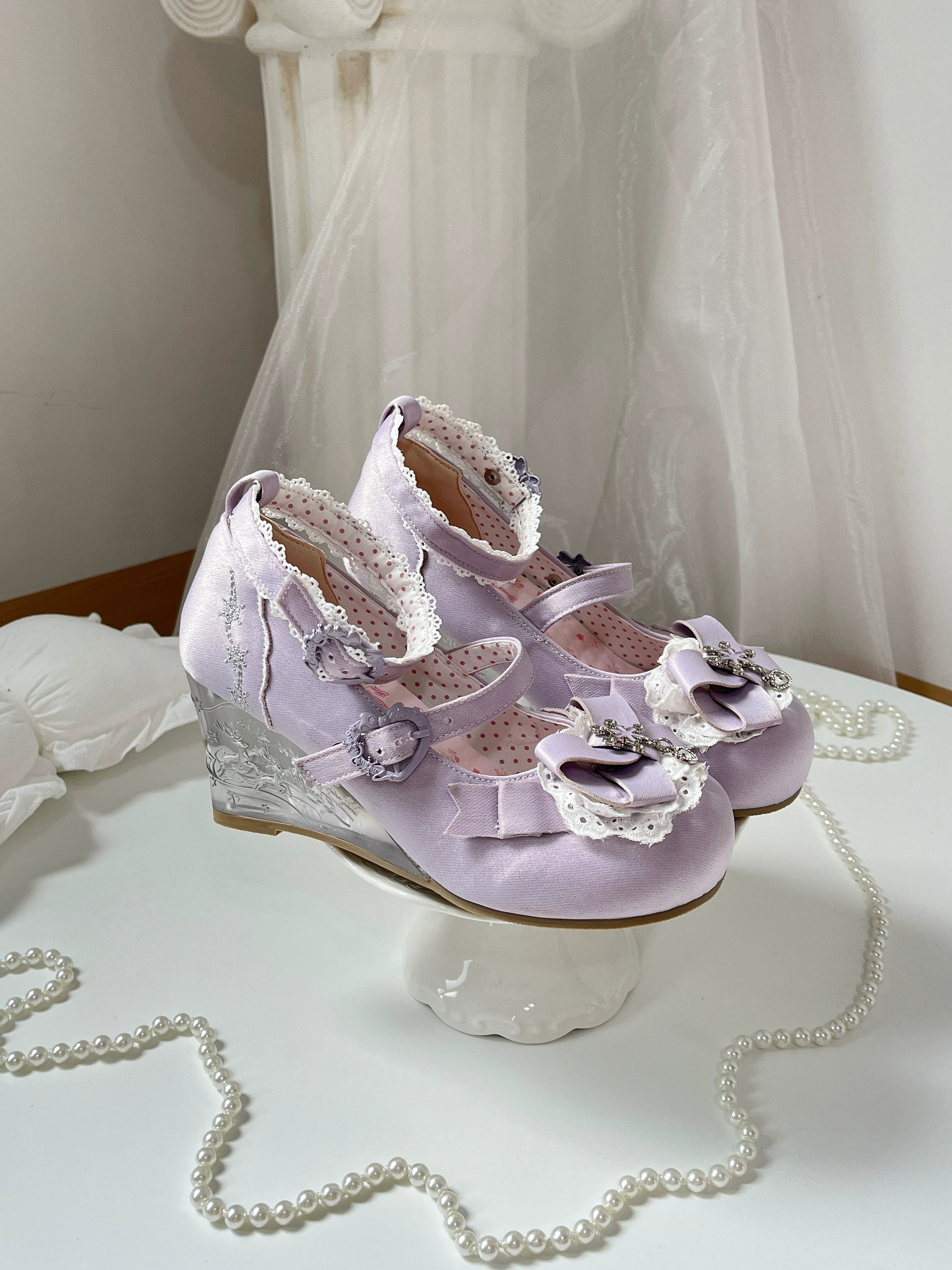 Full reservation round toe [Snow Gift] ancient sweetheart original wedge heel embossed elegant special-shaped heel lolita shoes