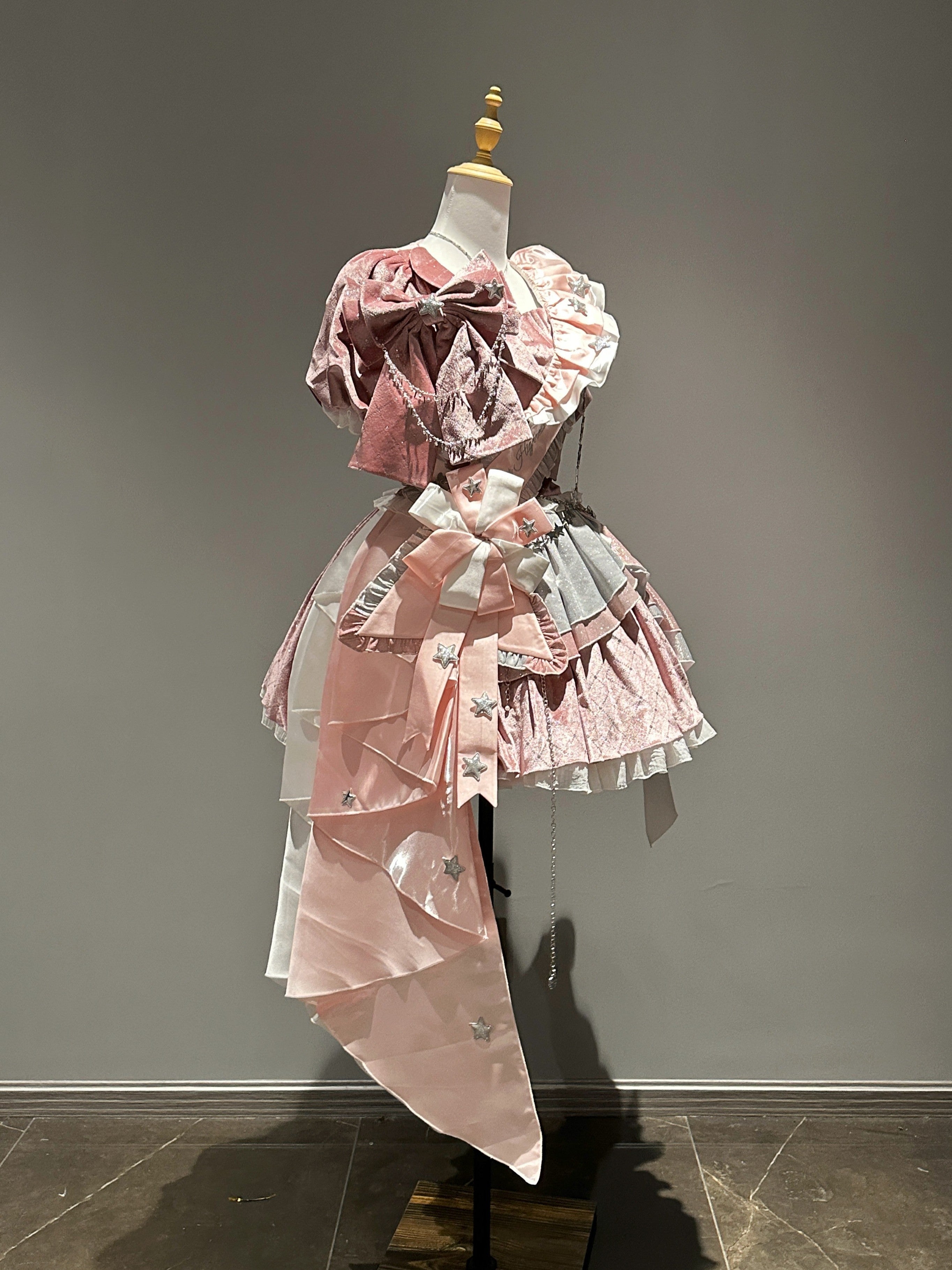 Deep Dome Songstress Lolita Girl Group Idol Costume Outfit Set