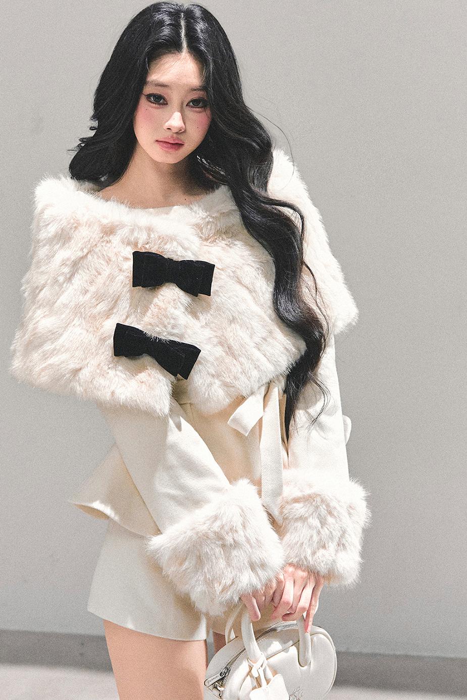 Girly Fashion Winter Faux Fur Trimmed Christmas Cloak Set LE1176 - LolitaEraOuterwearSGirly Fashion Winter Faux Fur Trimmed Christmas Cloak Set LE1176