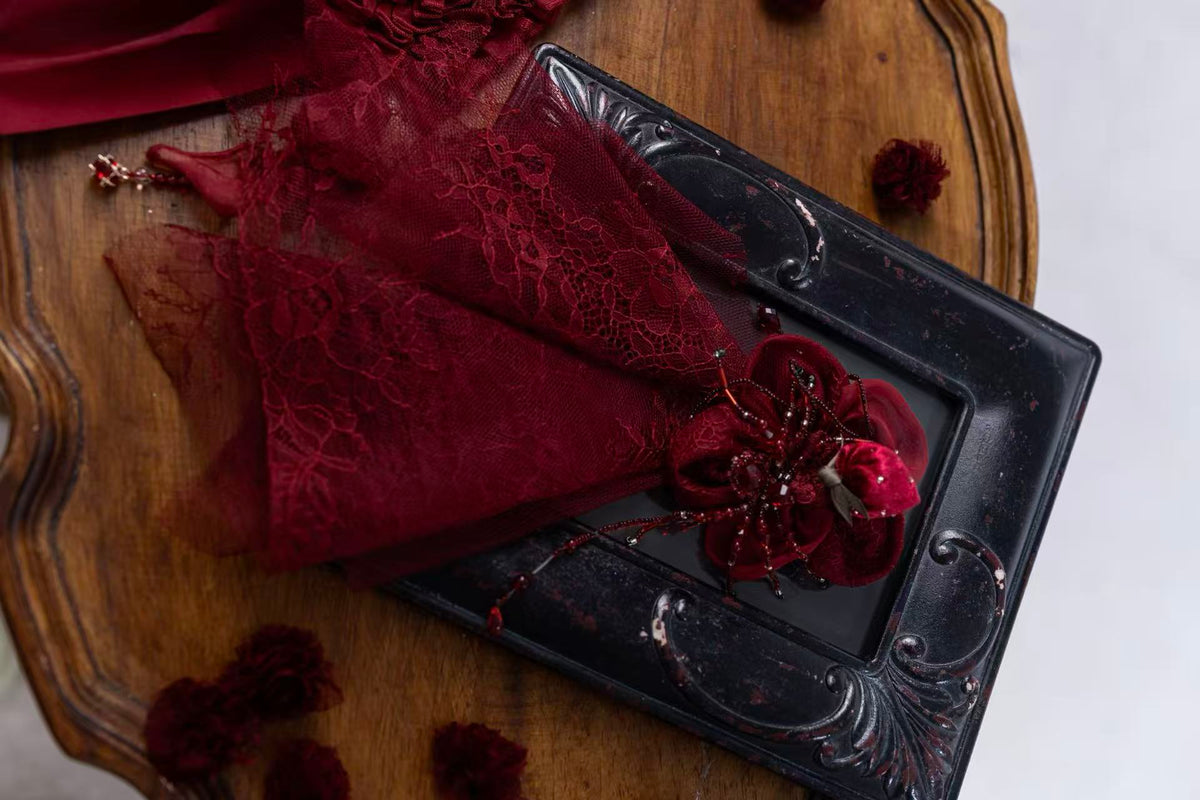 Hunting Strawberry Gothic Sweet Lolita Accessories Set - LolitaEra