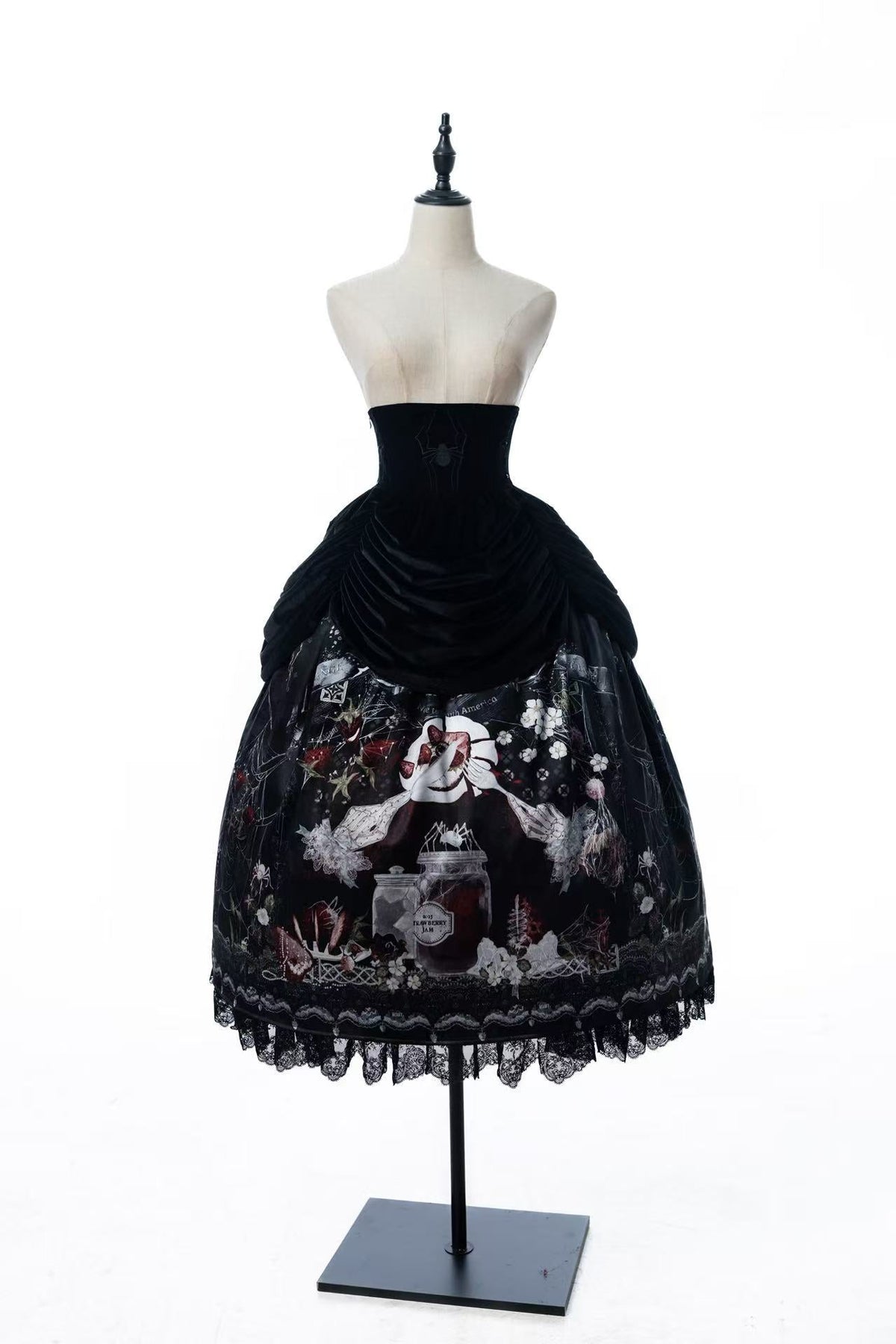 Hunting Strawberry Velvet Gothic Sweet Lolita Dress SK & Jacket Set - LolitaEra
