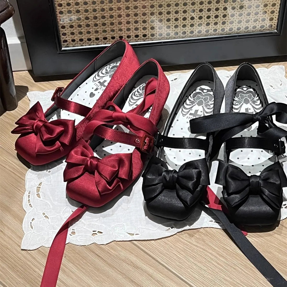 Genuine shoes square toe, (Physicals), Lolita style