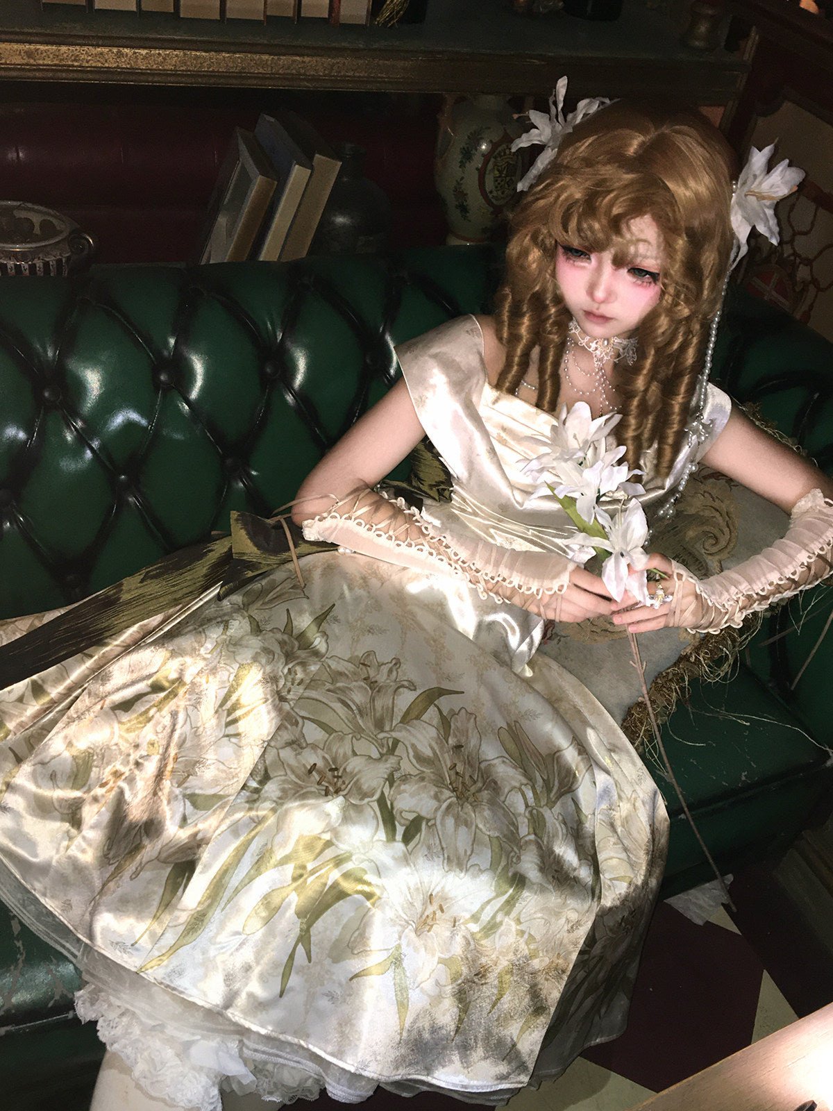 Ivory Gold Lily Print Elegant Classic Lolita Dress - LolitaEra