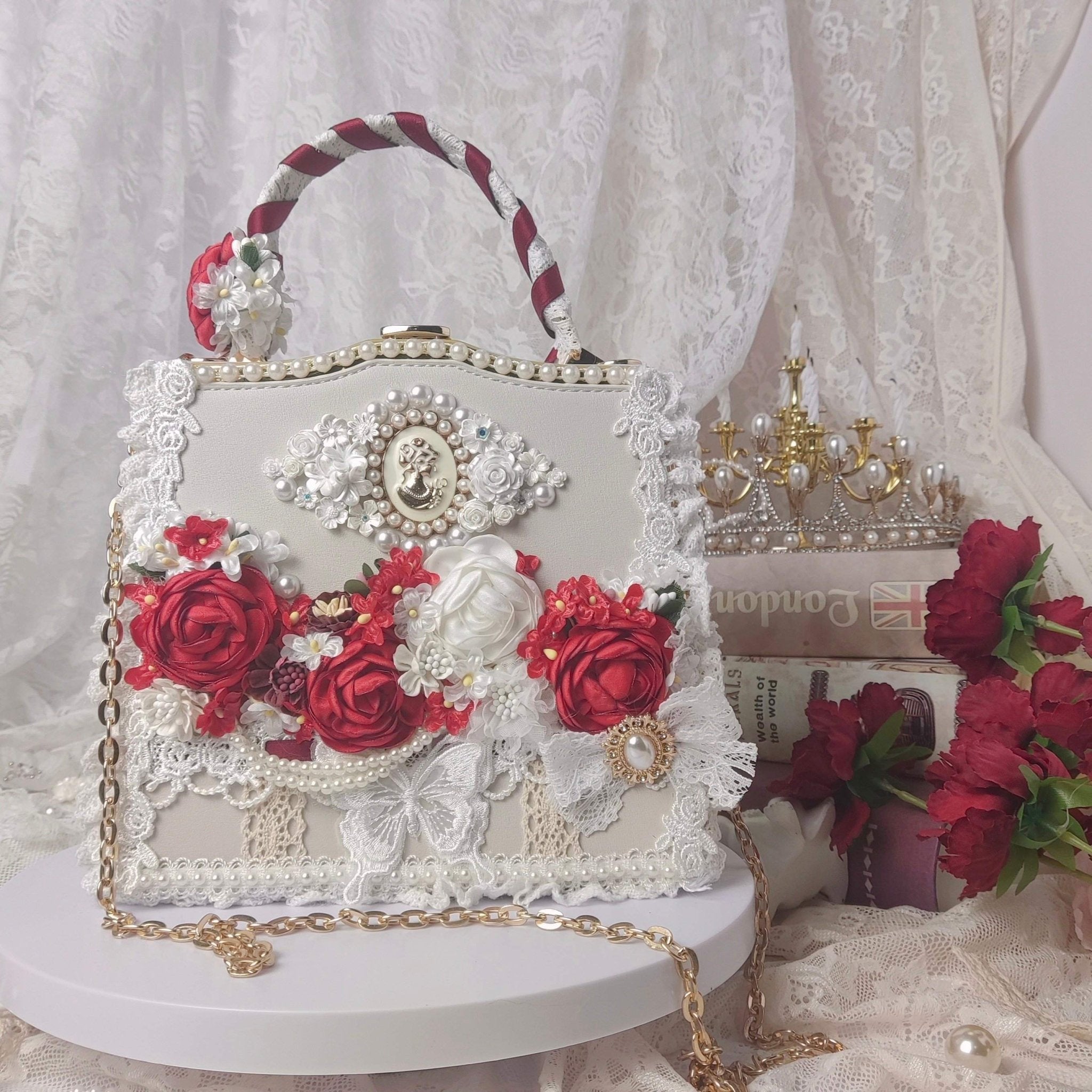 Lolita Bridal Roses Vintage Handmade Handbag LE5204 - LolitaEraWhiteLolita Bridal Roses Vintage Handmade Handbag LE5204