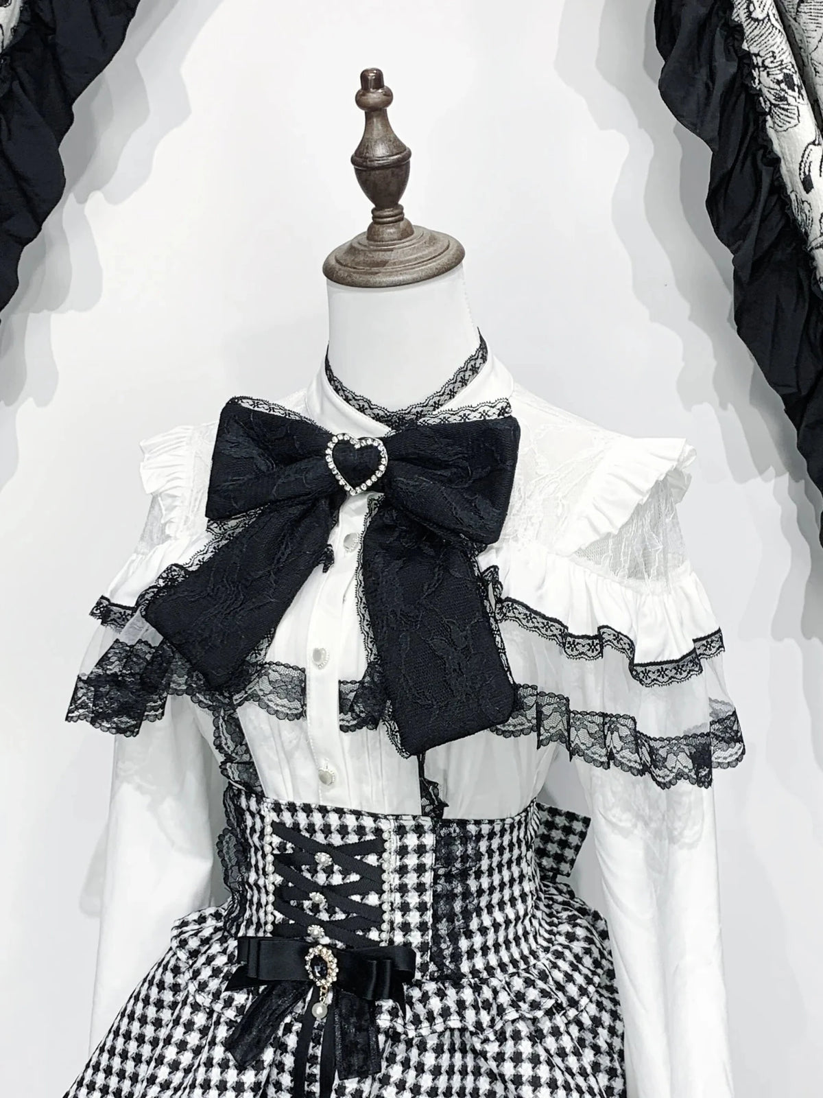Mass Produced J-Style Lace Bow Short Sleeve / Long Sleeve Shirt - LolitaEra