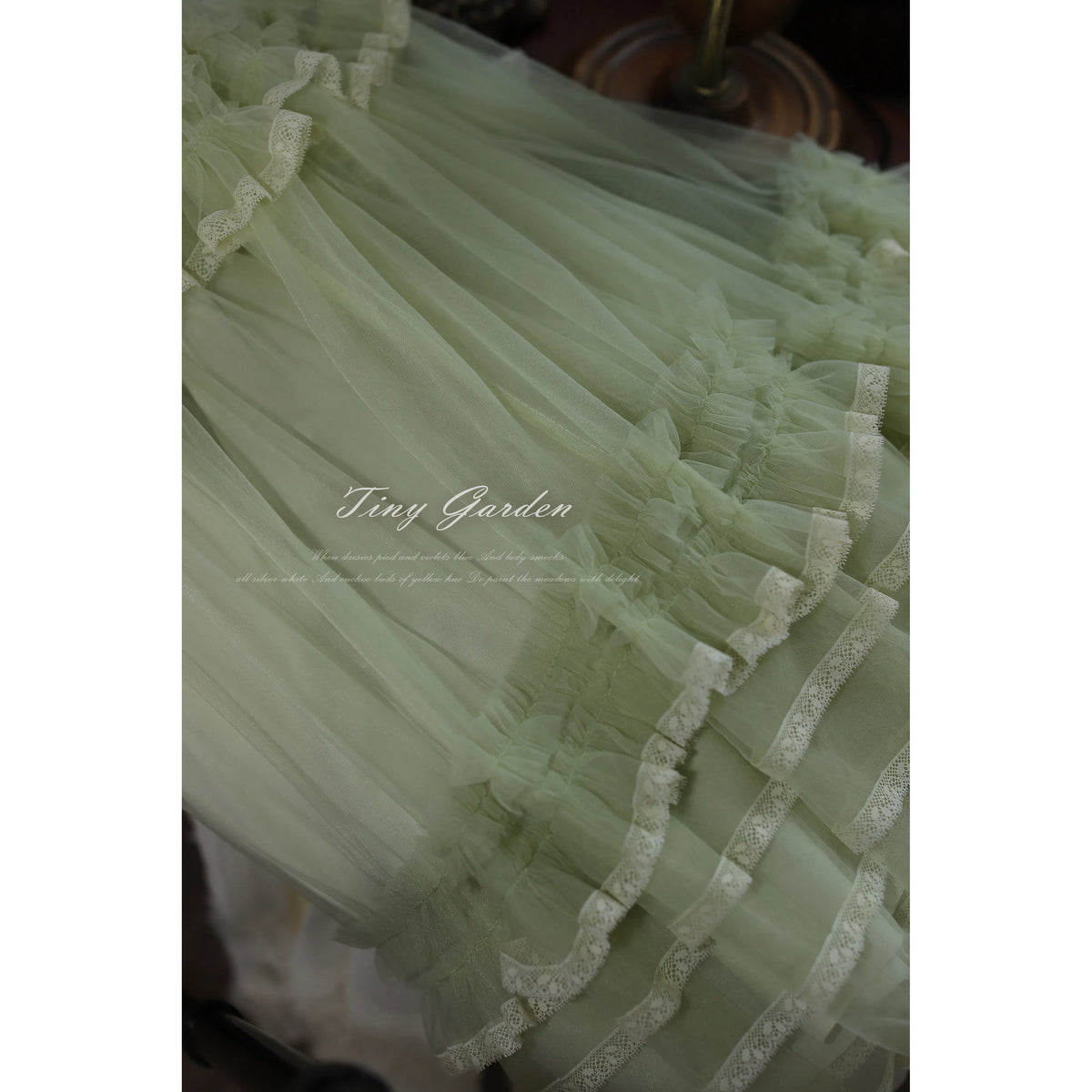 Jardin Garden Mesh Lace Trim Elegant Full Skirt Petticoat Lolita