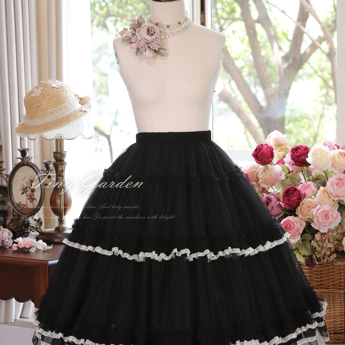Jardin Garden Mesh Lace Trim Elegant Full Skirt Petticoat Lolita