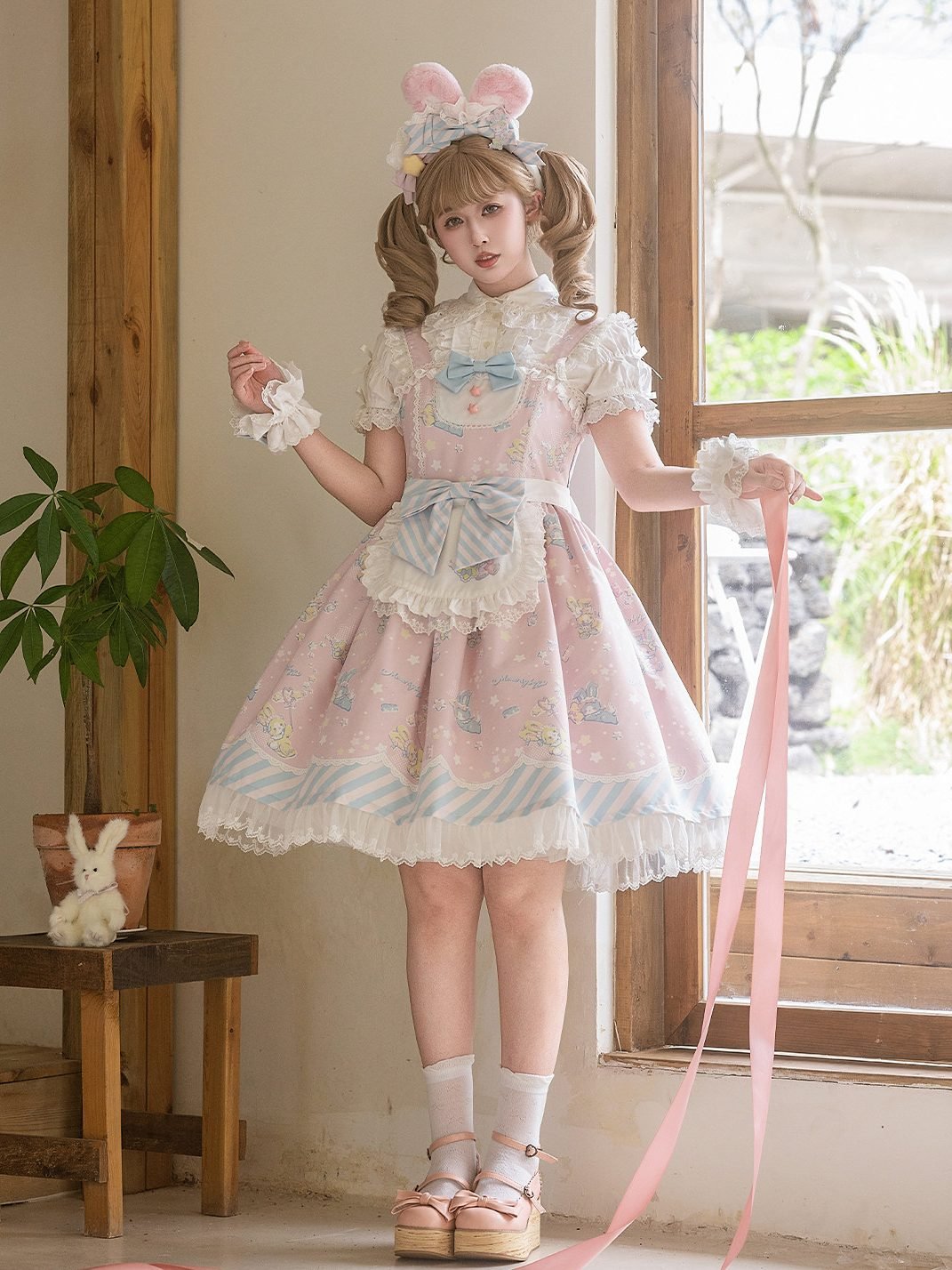 MOMO Co - branded Star Gummy Kawaii Pink Lolita Dress - LolitaEraPink JSK+ApronSMOMO Co - branded Star Gummy Kawaii Pink Lolita Dress