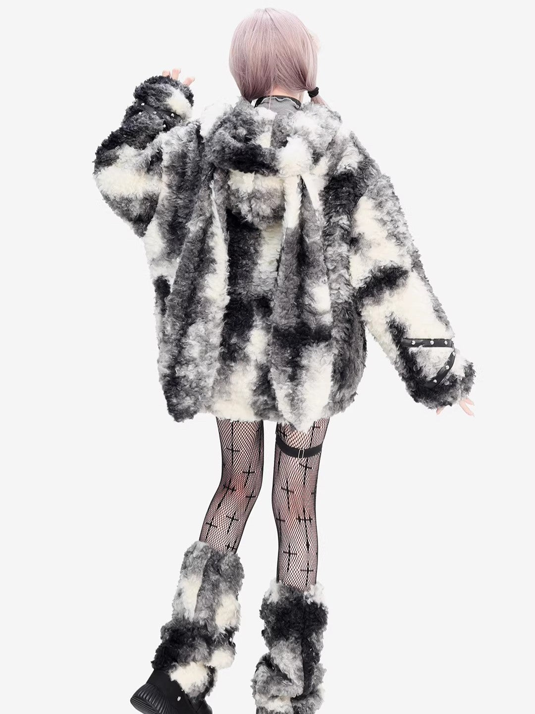 Mystery Rabbit Tribe Faux Rabbit Fur Plush Coat - LolitaEraBlack TopSMystery Rabbit Tribe Faux Rabbit Fur Plush Coat