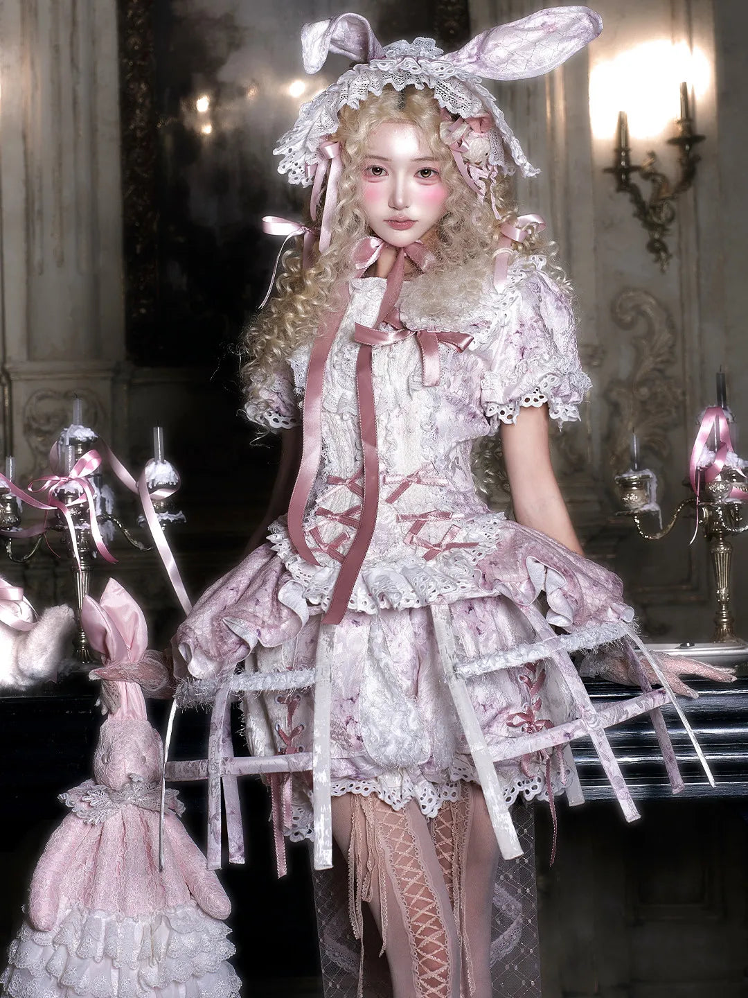 Bantang Cat Pill original [Castle Rabbit Puppet] lolita split lo-skirt doll-like suit [deposit collection]