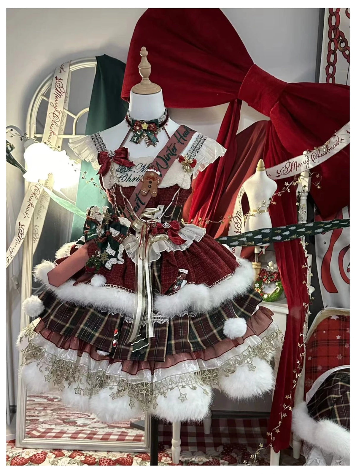 Passionate Snow Night Christmas Style Lolita Dress & Cape Set - LolitaEra