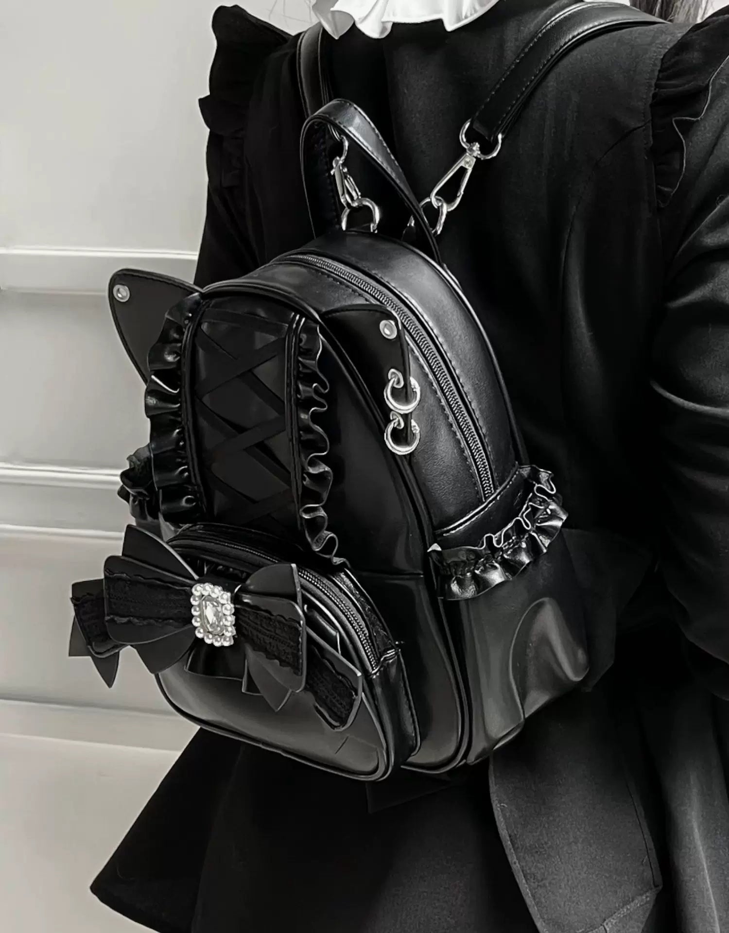 Please, Lord Meow Cat Ear Pearl Bow Lolita Gothic Crossbody Bag - LolitaEra
