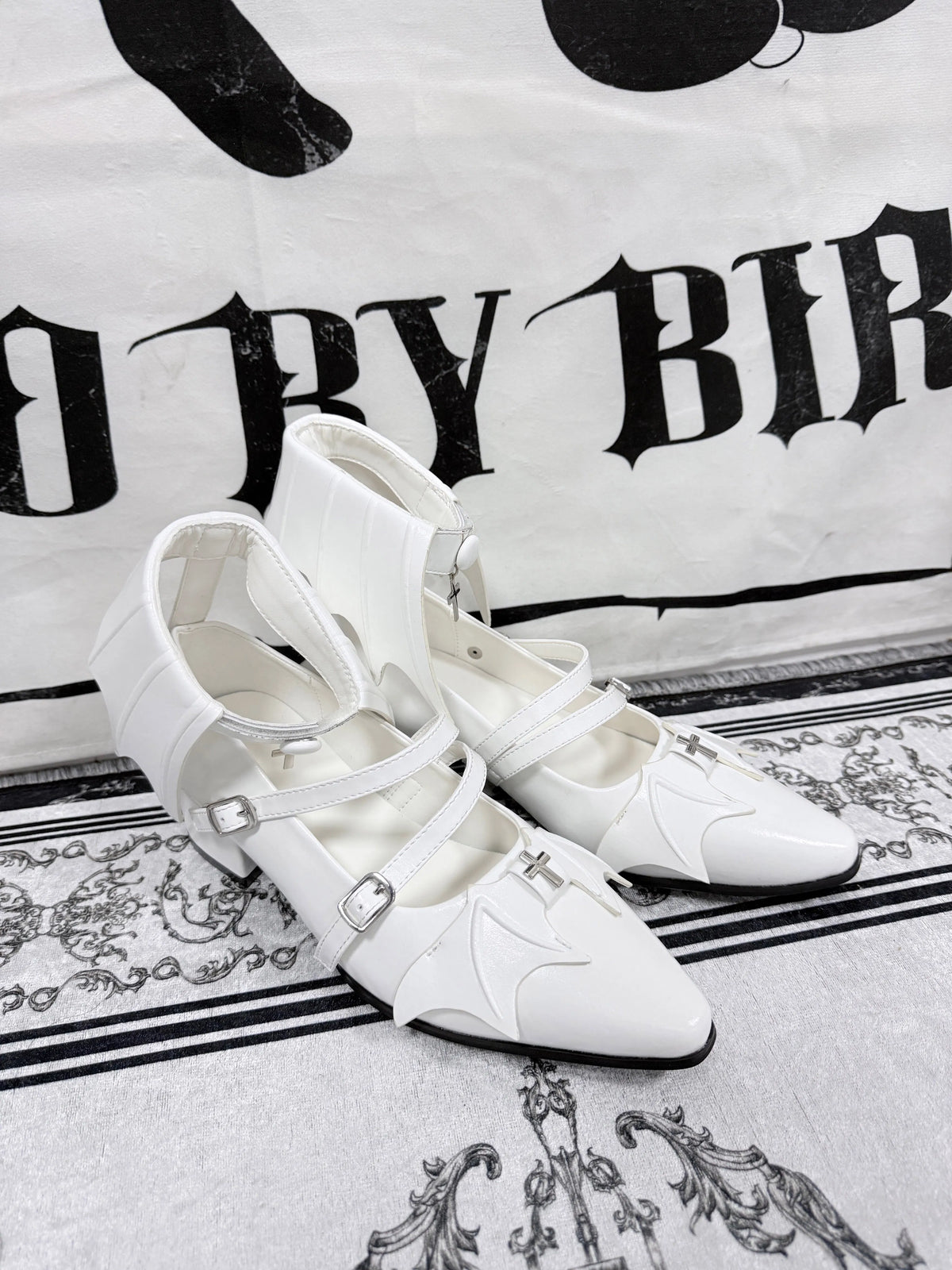 [Replenishment] GURURU original punk y2k gothic cross dark bat low heels of the Night Witch