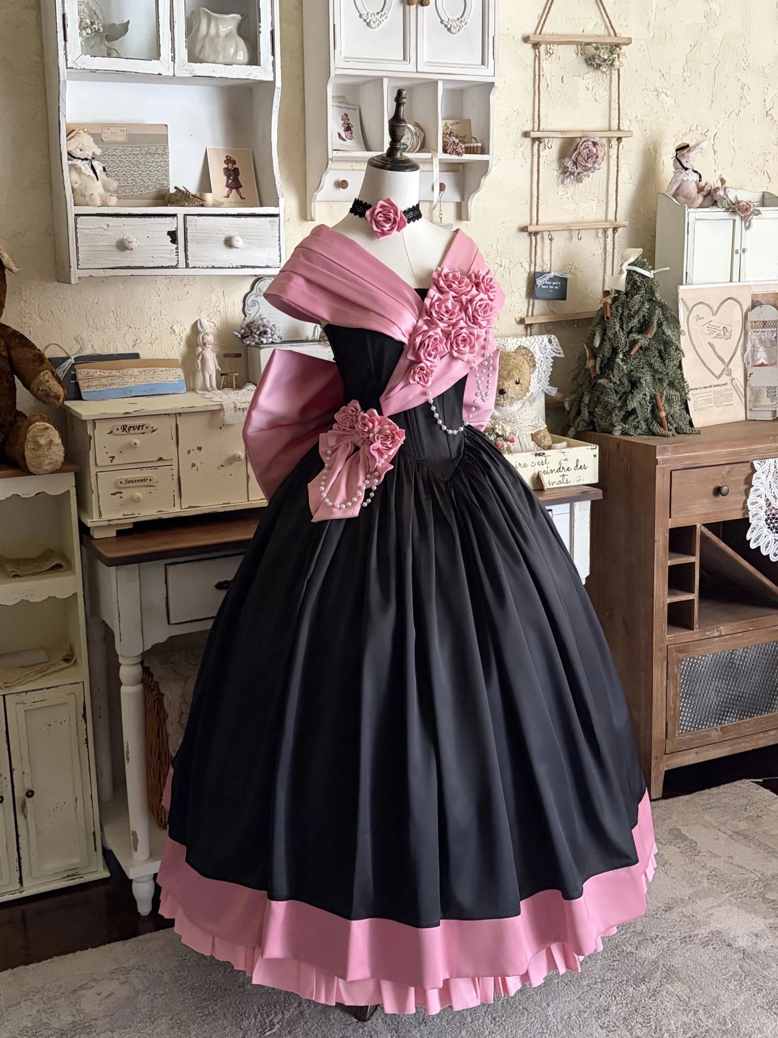 Rose 3D Floral Pearl Gothic Lolita Ball Gown OP Dress - LolitaEra