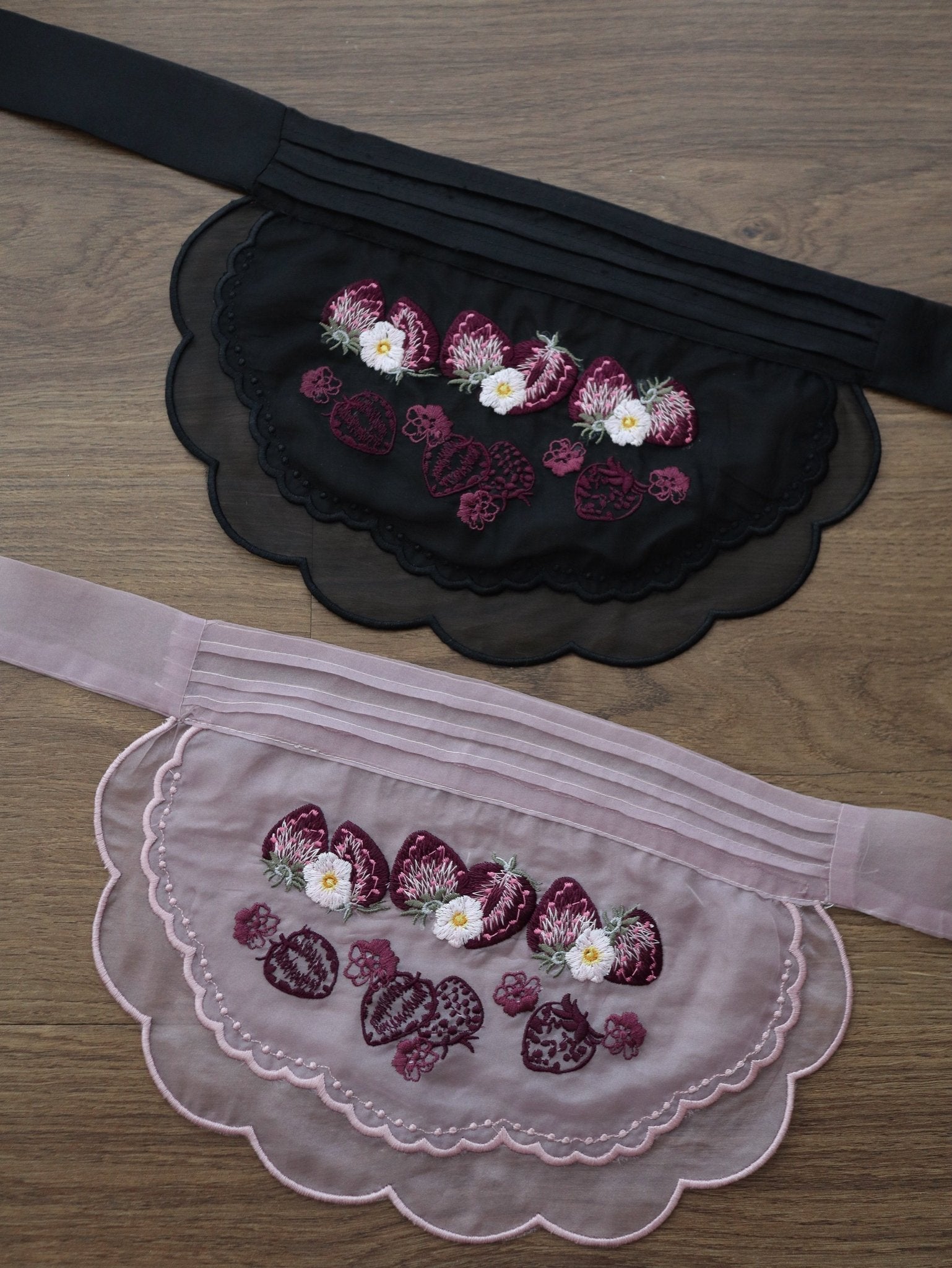 Rotten Berry Fairy Tale Strawberry Embroidery Lolita Accessories Set - LolitaEra