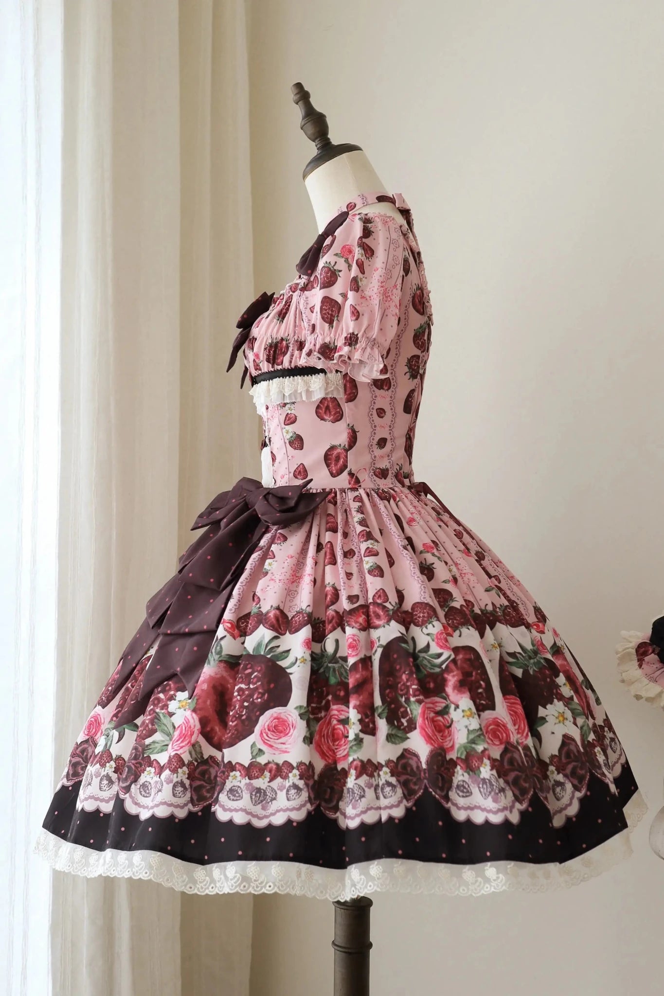 Rotten Berry Fairy Tale Strawberry Print Sweet Gothic Lolita JSK Dress - LolitaEra