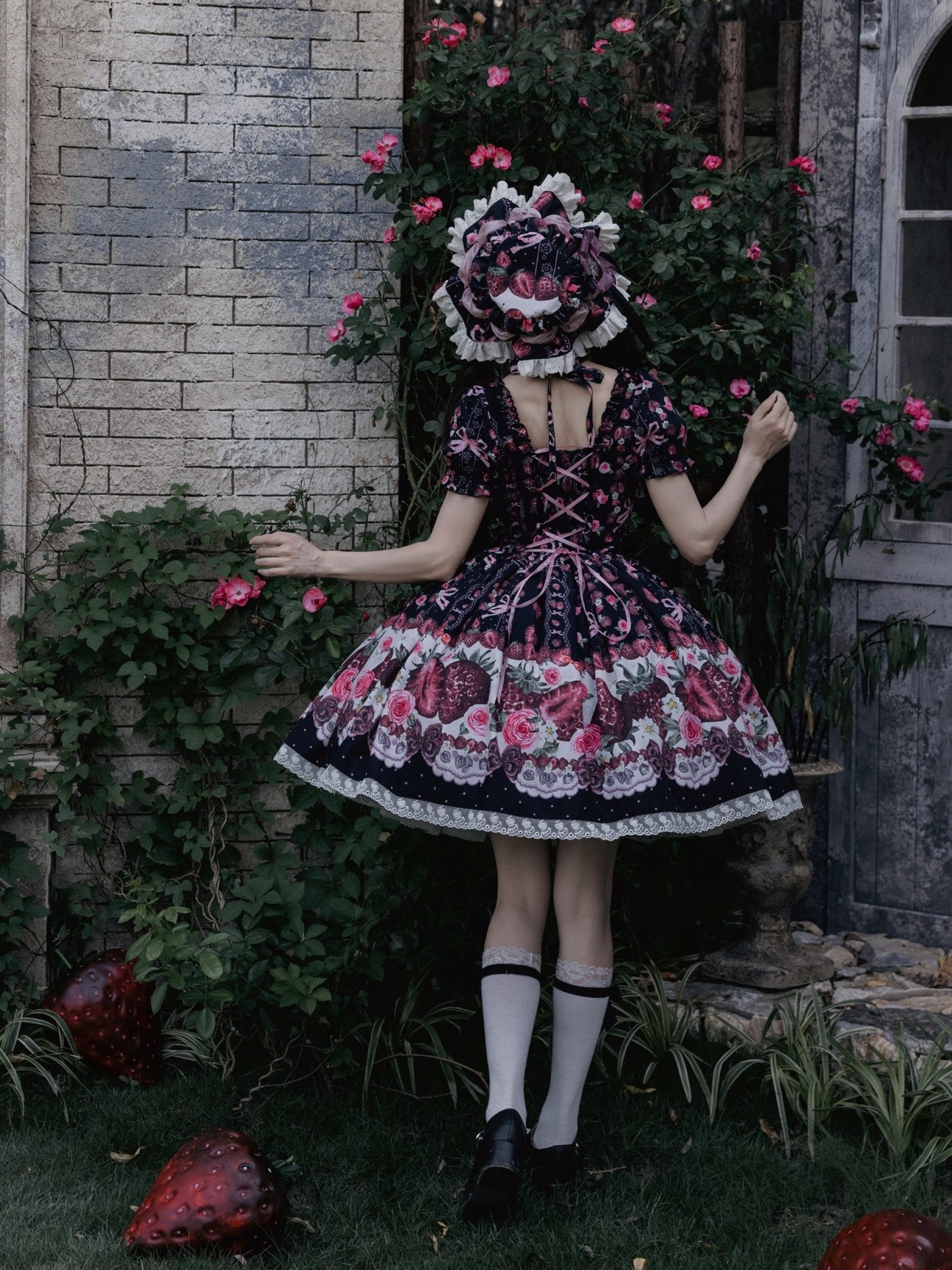 Rotten Berry Fairy Tale Strawberry Print Sweet Gothic Lolita OP Dress - LolitaEra