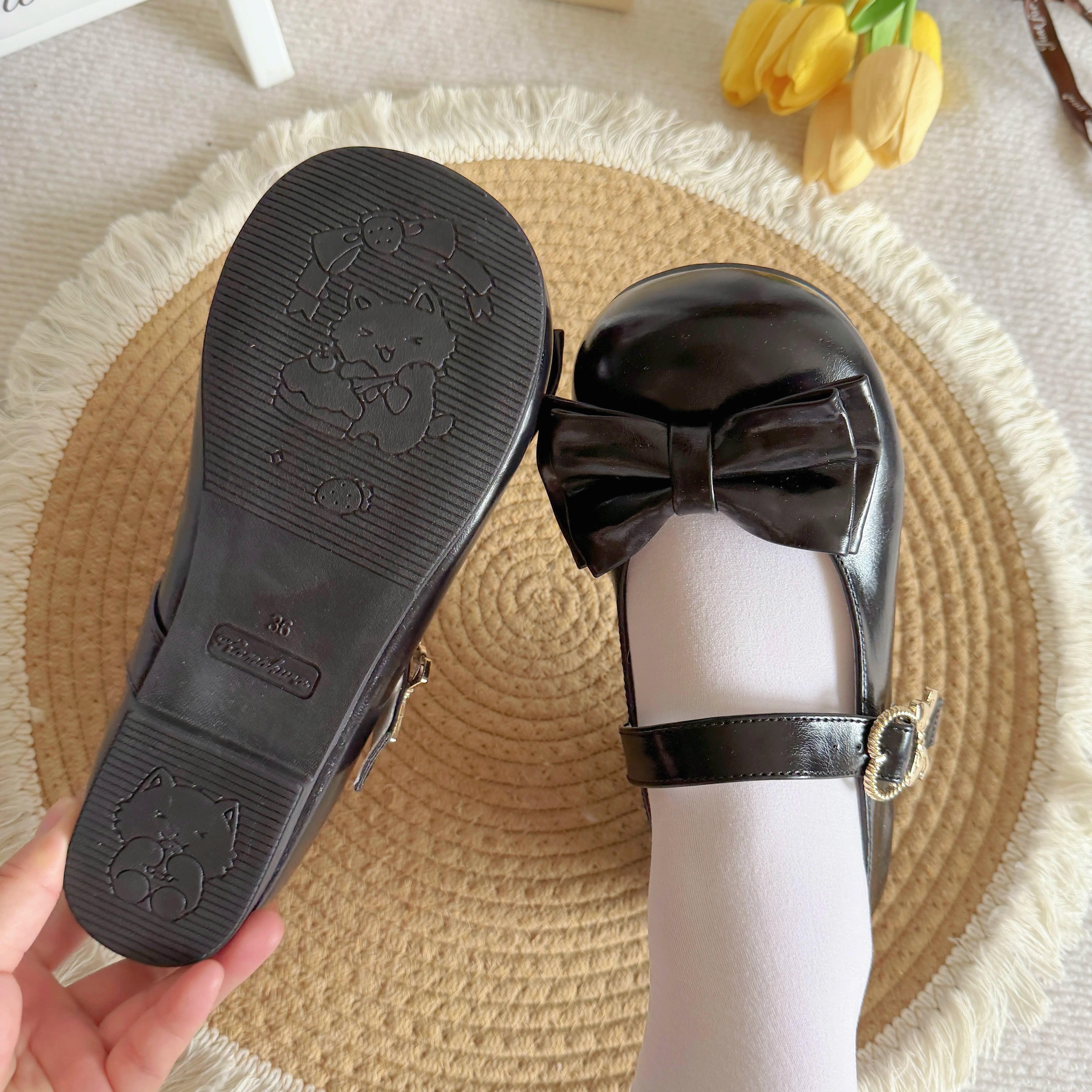 Moon Rabbit Baby Small Round Treasure Kamakura High School Classic Retro Round Toe Lolita Mary Jane Shoes Hugging Bear Flat Shoes 1