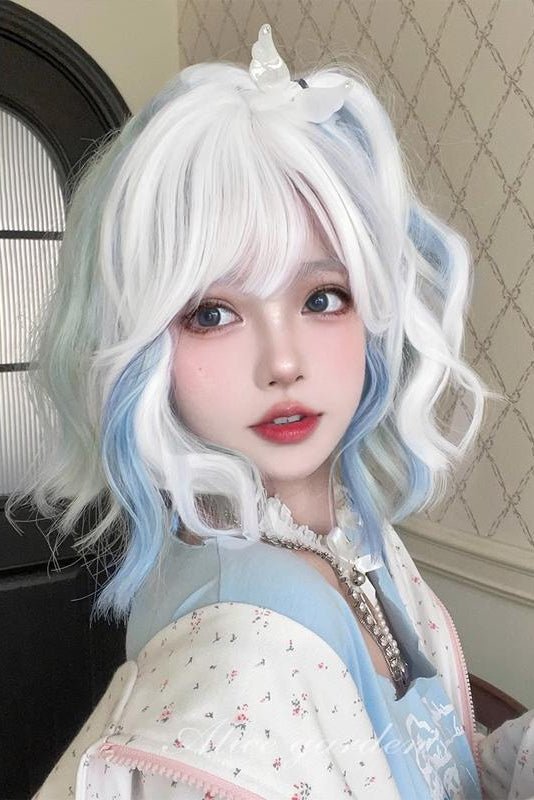 Short White Curly Jirai kei Wig with Blue Highlights - LolitaEra