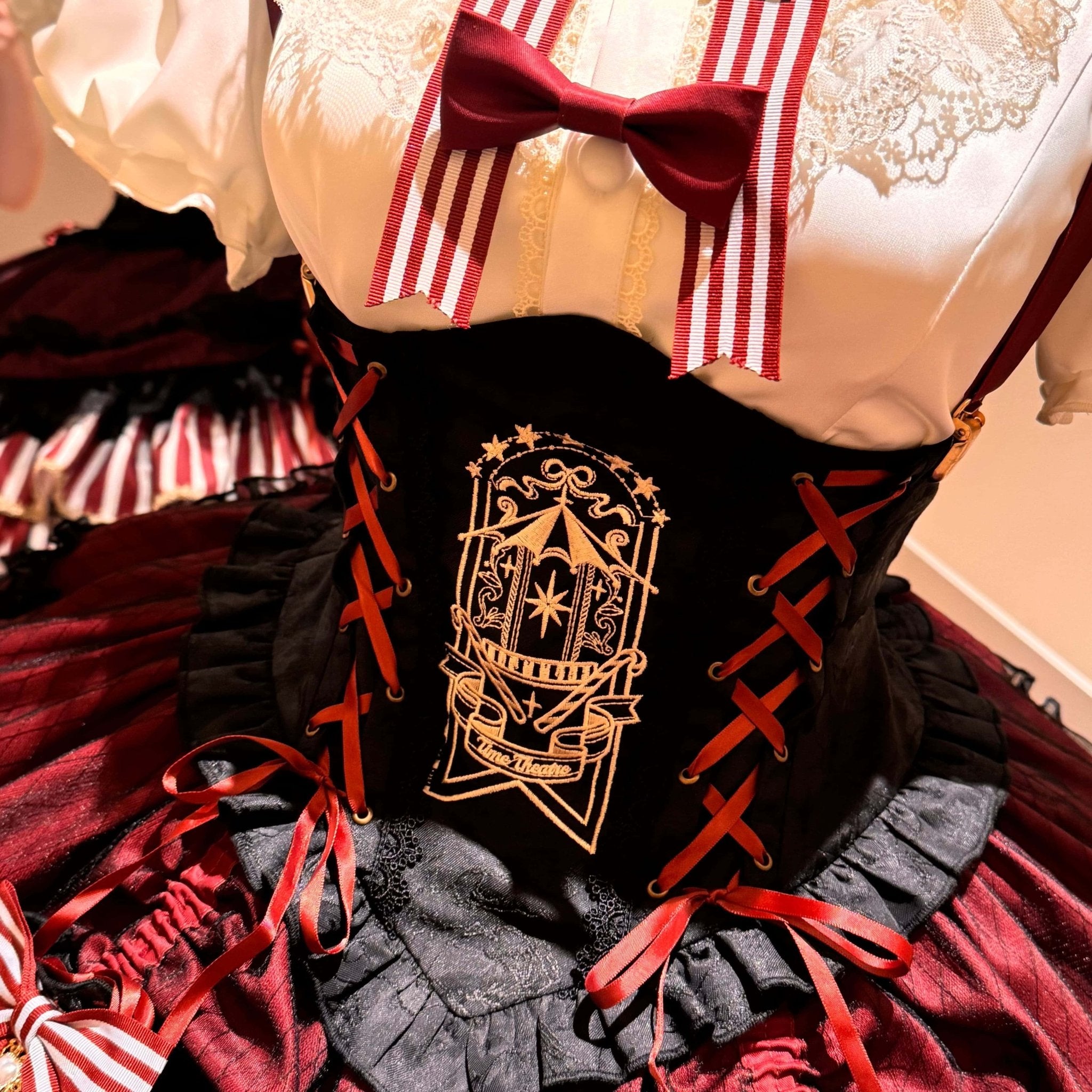 Star Track Academy Lolita Gothic Red Dress Set - LolitaEra