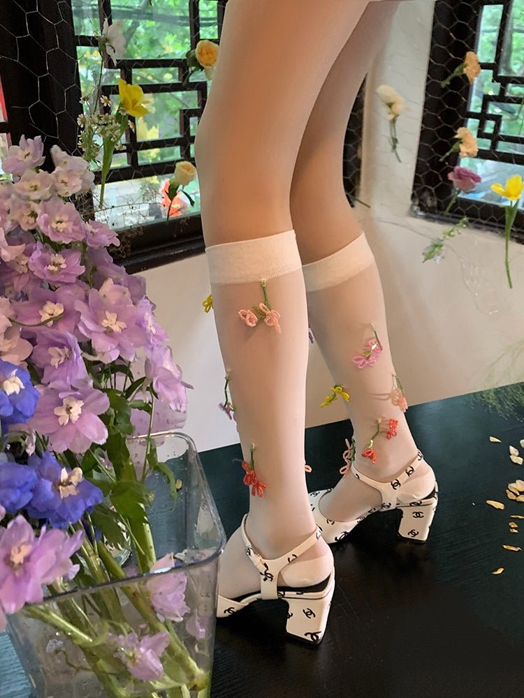 Sweet Flower Pendant Accent Socks - LolitaEraWhiteSweet Flower Pendant Accent Socks