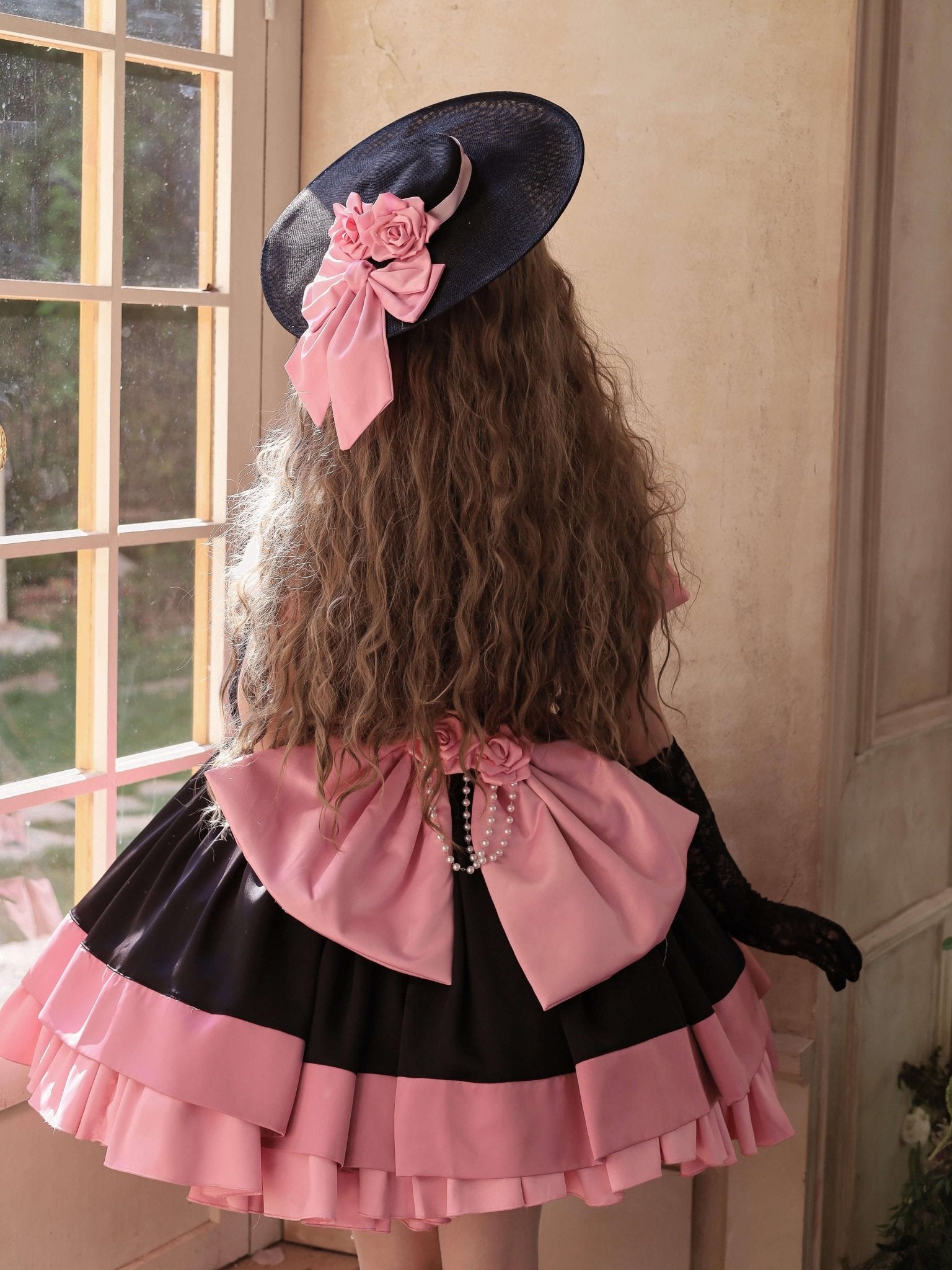Treasure Chest Rose Lolita Black & Pink Dress - LolitaEraSetSTreasure Chest Rose Lolita Black & Pink Dress