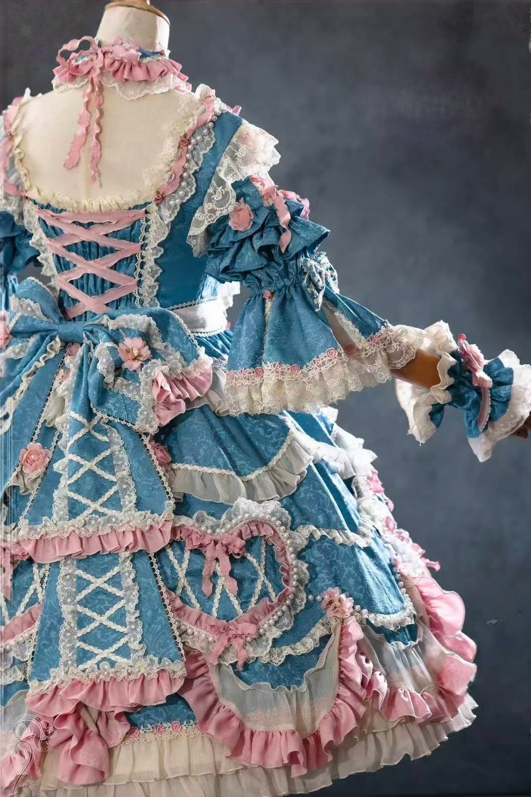 Vintage Cake Heavy - Duty Retro Ruffled Lolita Dress - LolitaEraBlue OPSVintage Cake Heavy - Duty Retro Ruffled Lolita Dress