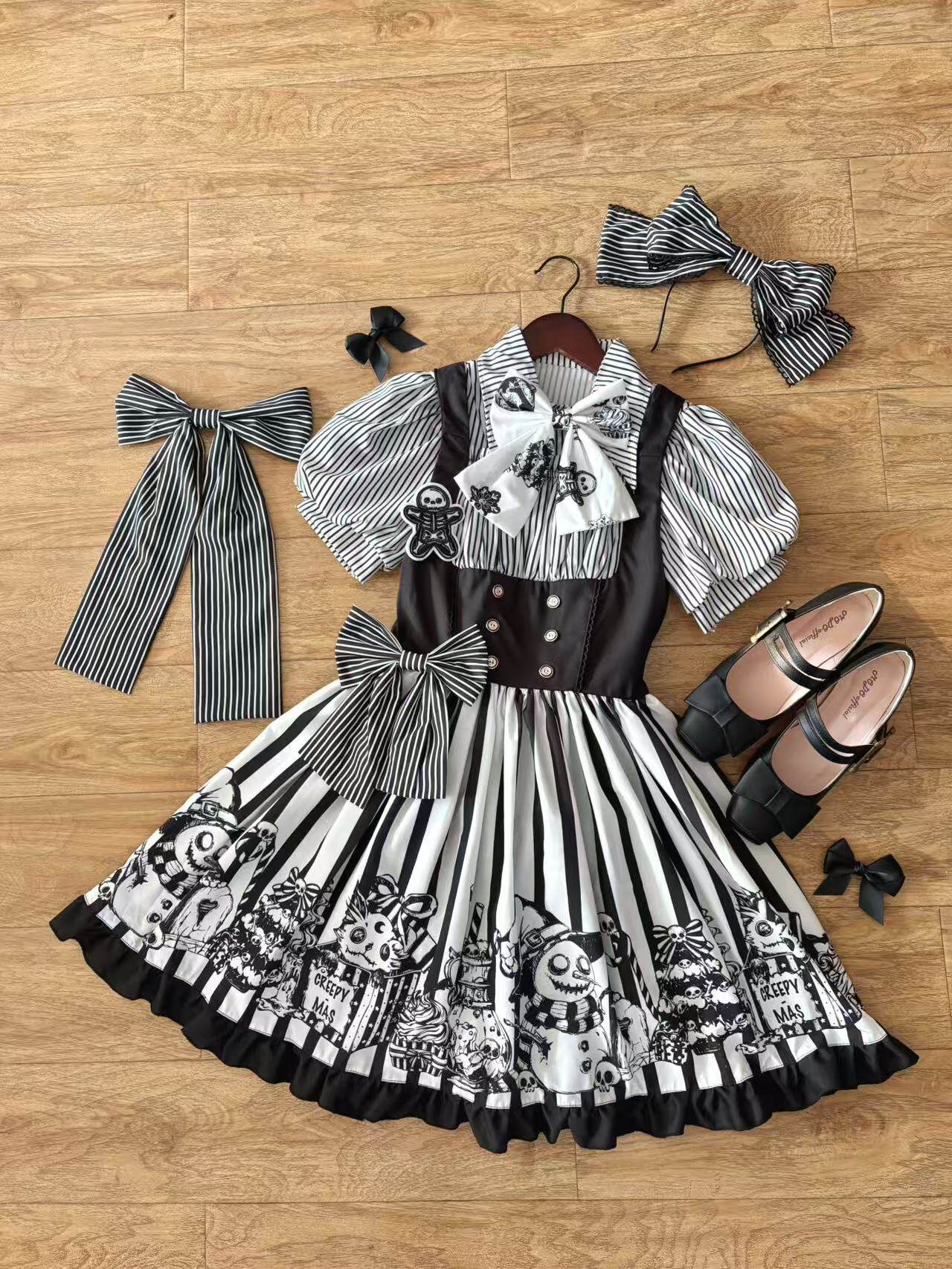 Weird Christmas Gothic Lolita JSK - LolitaEraShort Sleeve Blouse JSK Set (JSK + Blouse + Bows + Brooch + Top Hat)SBlackWeird Christmas Gothic Lolita JSK